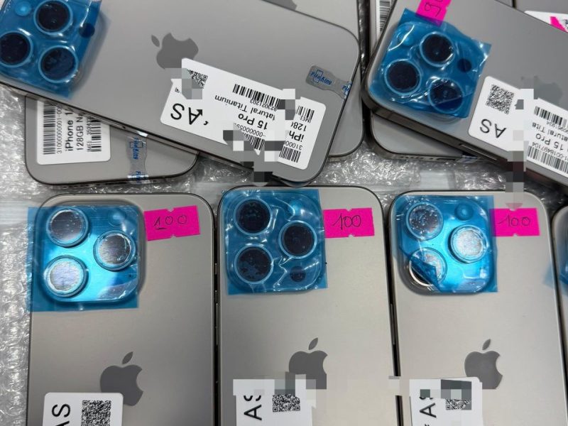 iPhone 15 Pro 128go importé