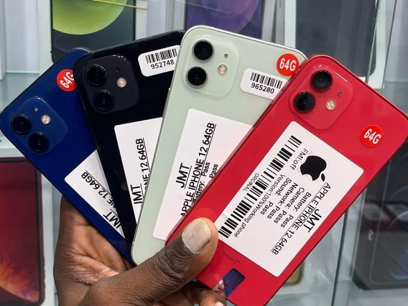 iPhone 12 importé 64go