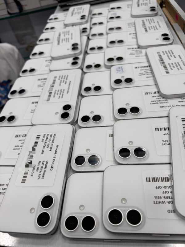 iPhone 16 128go