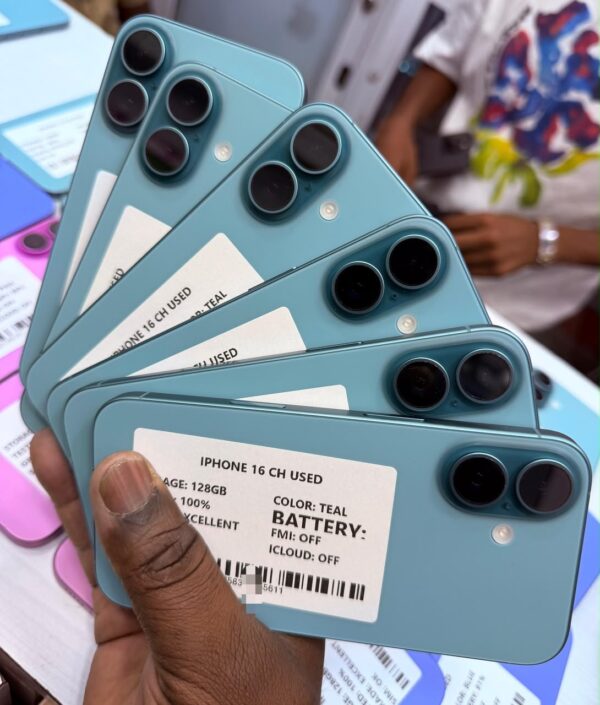 iPhone 16 128go