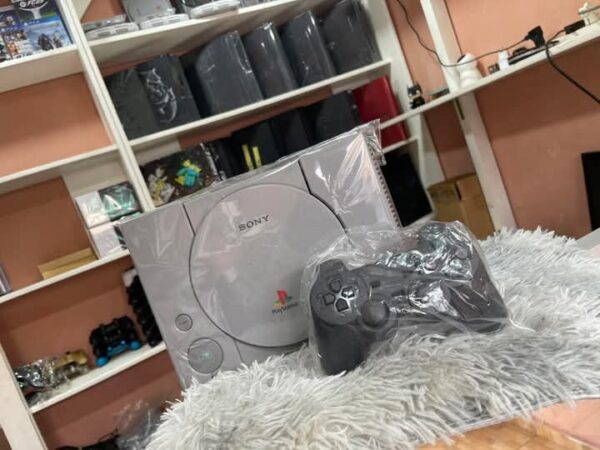 PS1 quasi neuf importé