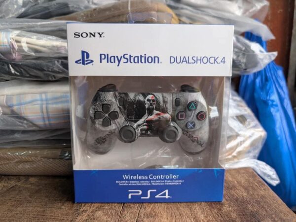 Manette PS4 neuve